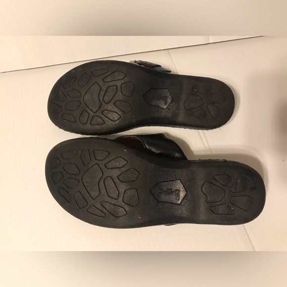 Born Concept black slide on Thong sandals size 7 - Picture 12 of 12